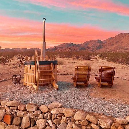1 Minute To Joshua Tree National Park, Hot Tub, Stars, Private - The Wkndr Villa Twentynine Palms Exteriör bild