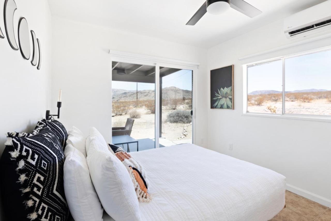 1 Minute To Joshua Tree National Park, Hot Tub, Stars, Private - The Wkndr Villa Twentynine Palms Exteriör bild