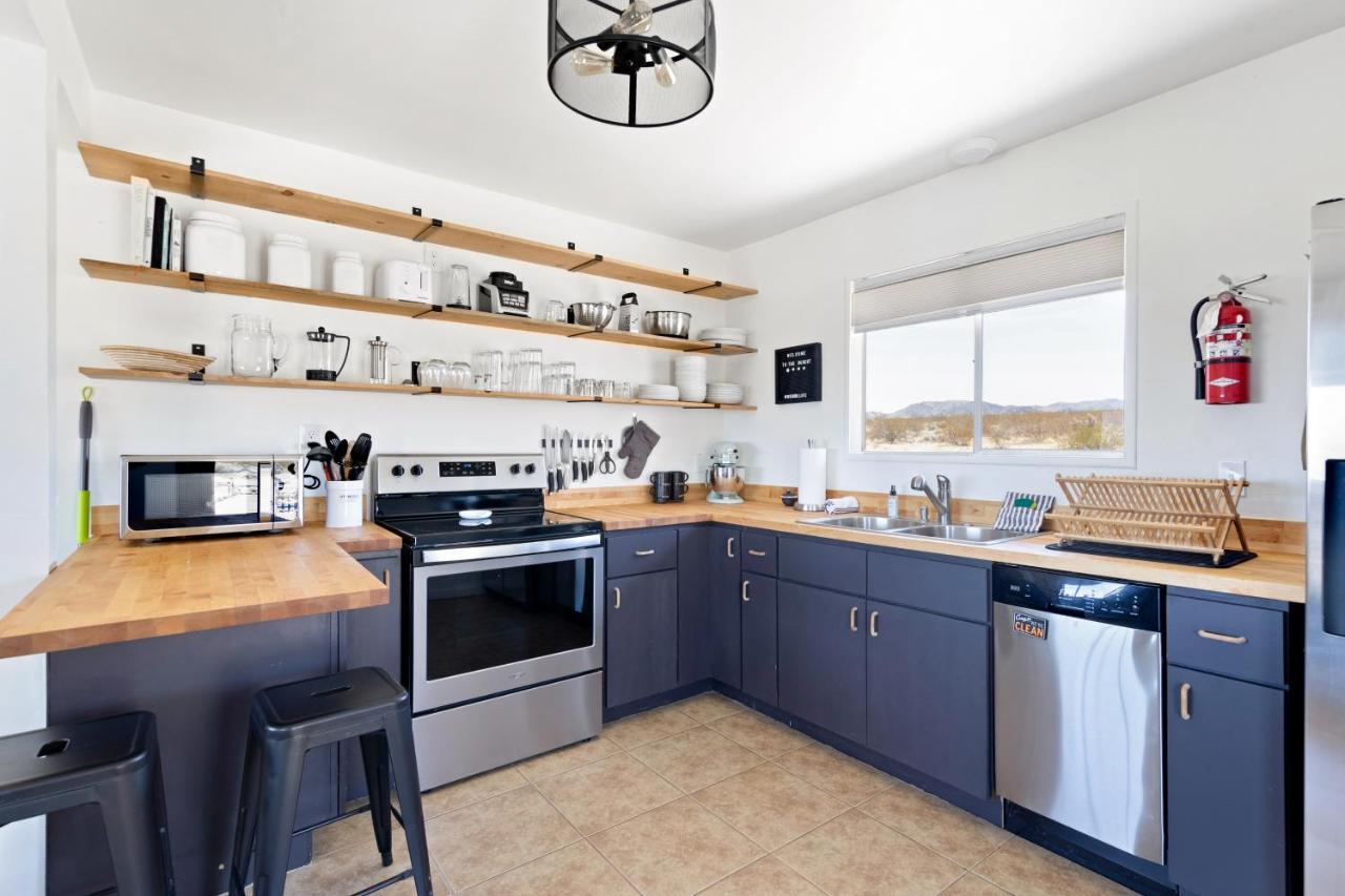 1 Minute To Joshua Tree National Park, Hot Tub, Stars, Private - The Wkndr Villa Twentynine Palms Exteriör bild
